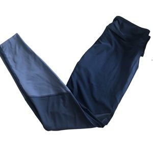MOVING SALE🐾💕⬇️ NWT Marika Colorblock Workout Leggings
